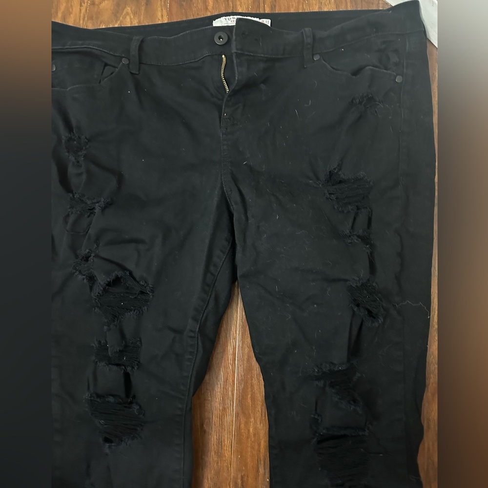 Black Distressed Torrid Skinny Jeans